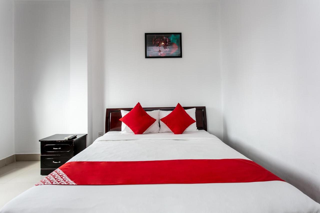 Oyo 557 Phi Yen Hotel Da Nang Exterior photo