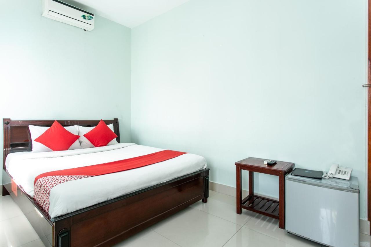 Oyo 557 Phi Yen Hotel Da Nang Exterior photo