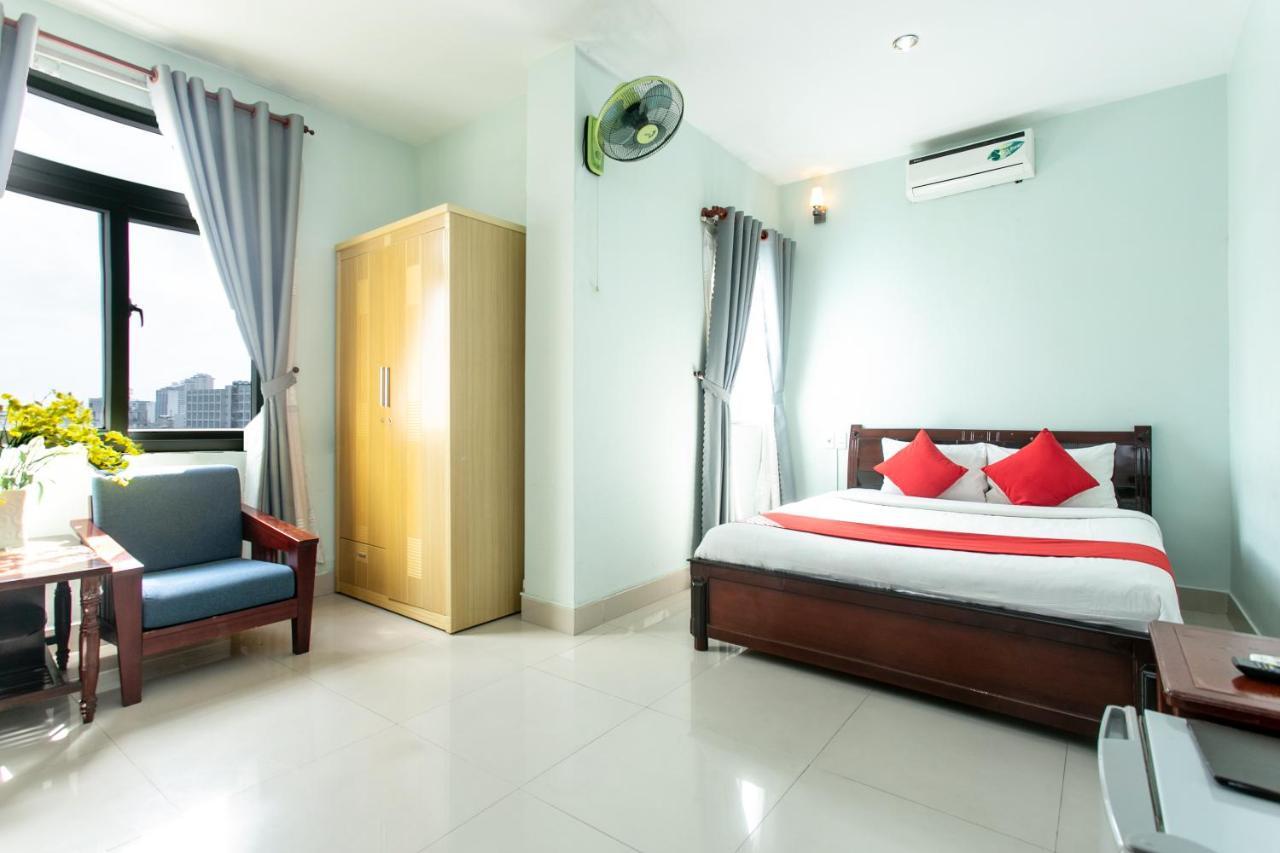 Oyo 557 Phi Yen Hotel Da Nang Exterior photo